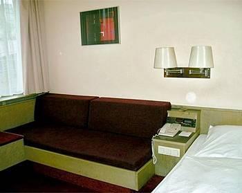 Hotel Boulevard Berlijn Buitenkant foto