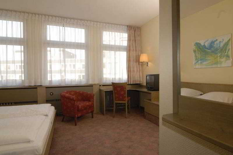 Hotel Boulevard Berlijn Buitenkant foto